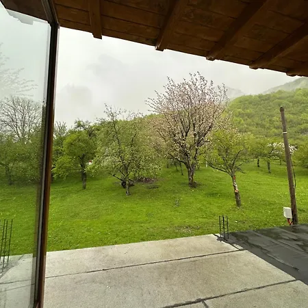 Bujtina Crystal Casa de hóspedes Theth