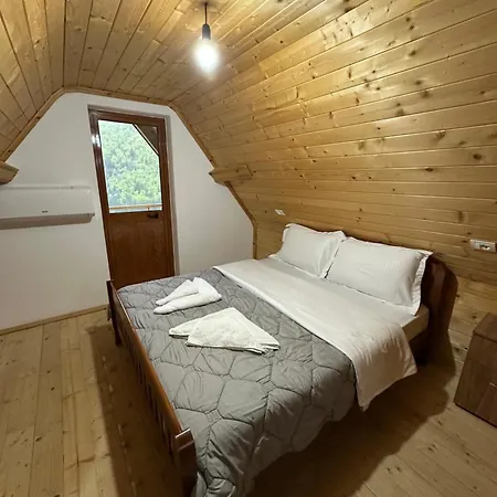 Bujtina Crystal Guest house Theth
