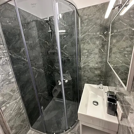 בית הארחה Bujtina Crystal