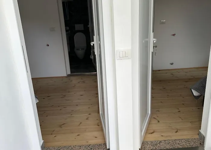 Bujtina Crystal Gasthof 3*