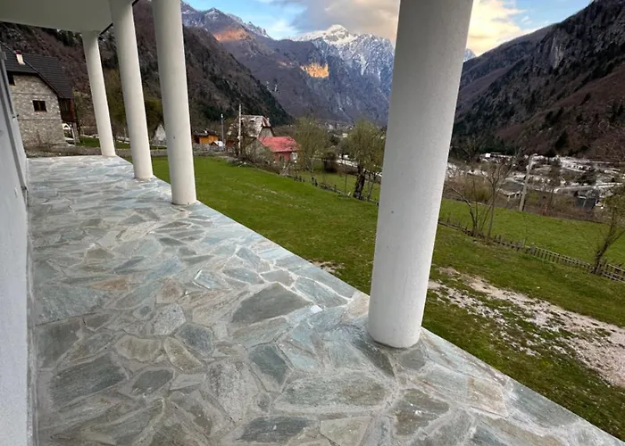 Gasthof Bujtina Crystal Theth